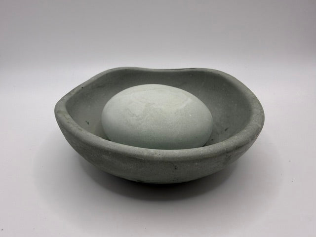 Minimal Space Green Bowl