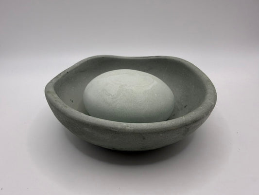 Minimal Space Green Bowl